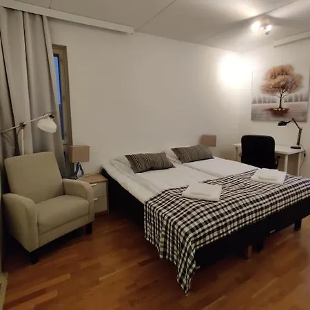 Kotimaailma - Avara Ja Valoisa Kolmio Saunalla Laehellae Helsingin Keskustaa