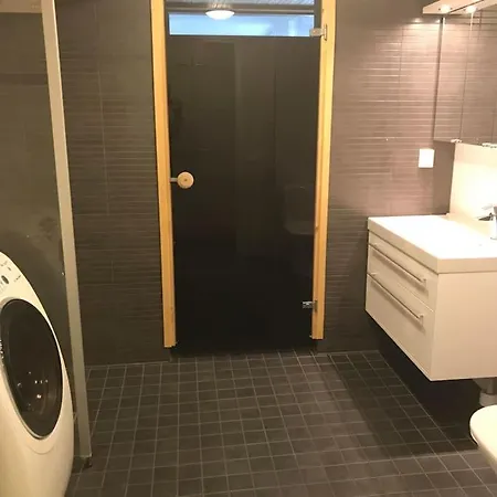 Kotimaailma - Avara Ja Valoisa Kolmio Saunalla Laehellae Helsingin Keskustaa Appartement Helsinki